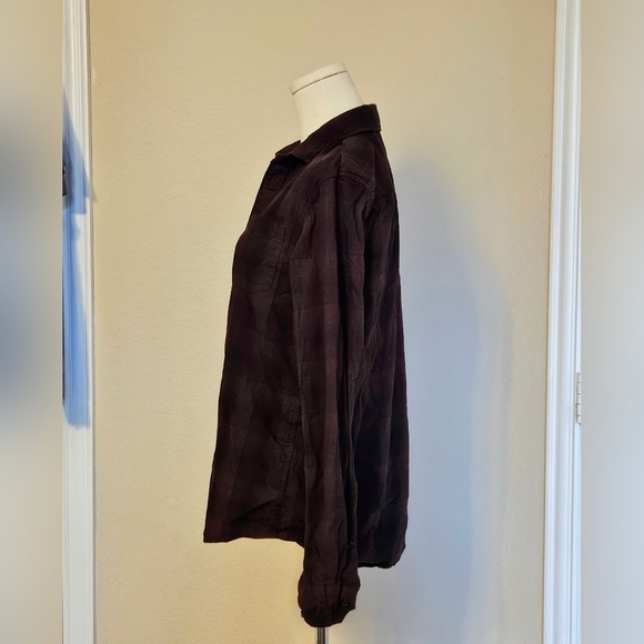 Apt. 9® Seriously Soft Slim-Fit Untucked Stretch Flannel Button-Down Size S - Picture 4 of 7